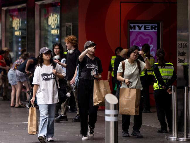 Shopping in Melbourne during the festive period. Picture: Diego Fedele