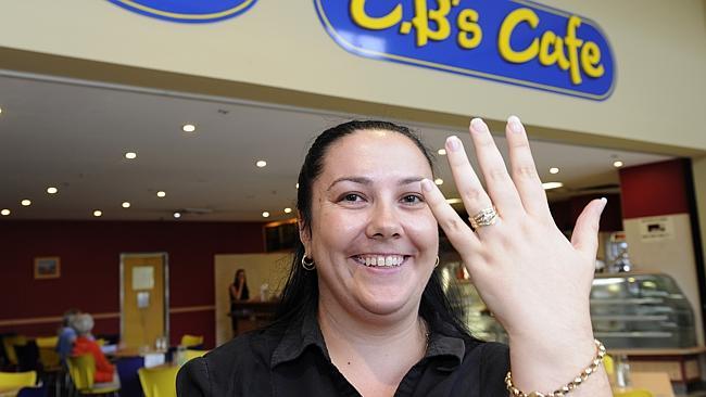 Cb&#39;s Cafe manager Alicia McLaren returned rings lost by a customer about a year ago.