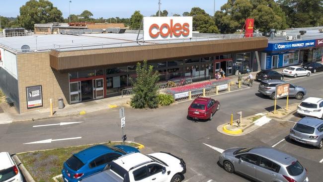 Yarra Ranges councillors have ticked off Dan Murphy’s plans to open a store at the old Coles Kilsyth. File picture.