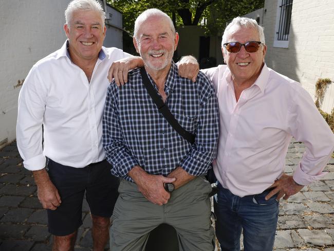 MELBOURNE , AUSTRALIA. March 4, 2024.  AFL great Robert Walls with mates Mike Sheahan and Gerard Healy.       . Pic: Michael Klein