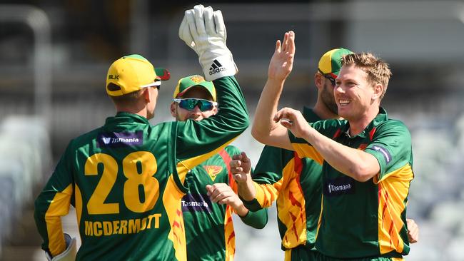 James Faulkner celebrates taking the wicket of Marcus Harris of Victoria at WACA on September 23, 2019 in Perth, Australia. (Photo by Daniel Carson/Getty Images)