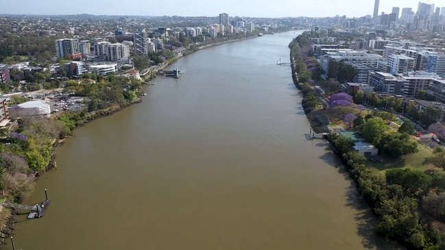 Drone footage of the Toowong green bridge location