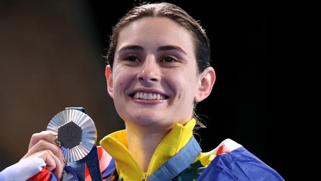 PARIS, FRANCE - AUGUST 09: Silver Medalist, Maddison Keeney of Team Australia poses with her medal after the Diving medal ceremony after the Women's 3m Springboard Final on day fourteen of the Olympic Games Paris 2024 at Aquatics Centre on August 09, 2024 in Paris, France. (Photo by Adam Pretty/Getty Images)