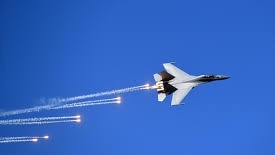 A Chinese Shenyang J-16 jet fighter Dumping Flares