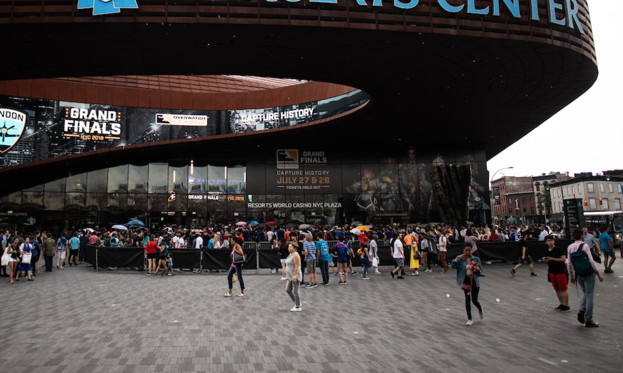 Fans outside the Barclays Center in Brooklyn, New York for the Overwatch League Grand Finals. Photo: Patrick Dodson for Blizzard Entertainment