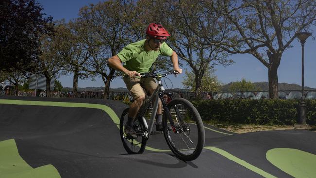 Fraser Coast’s new pump track a blast for skaters, scooters and bike riders