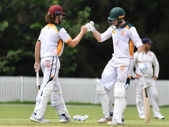 Helensvale Pacific Pines batsman Harry and Jack Lickiss 2023. Picture, John Gass