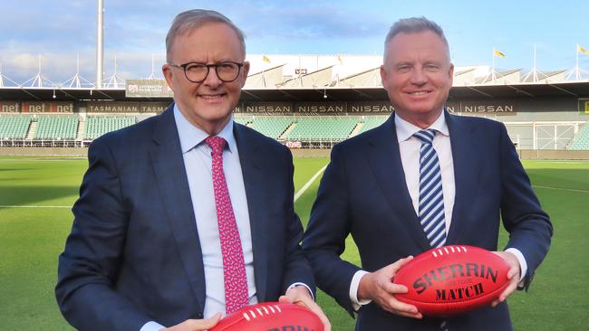 PM Anthony Albanese and Tasmania premier Jeremy Rockliff. Picture: Jon Tuxworth