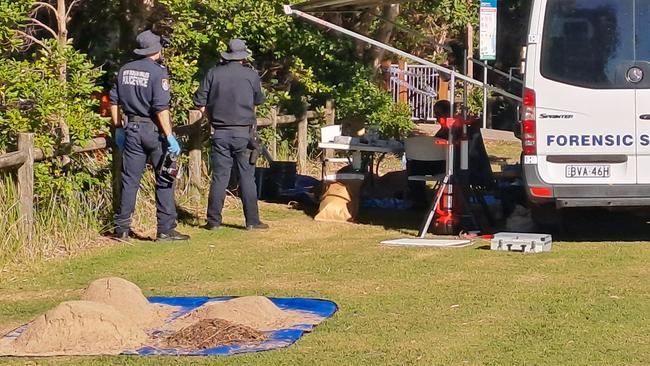 NSW Police on scene after the remains were found. Picture: Toni Moon.