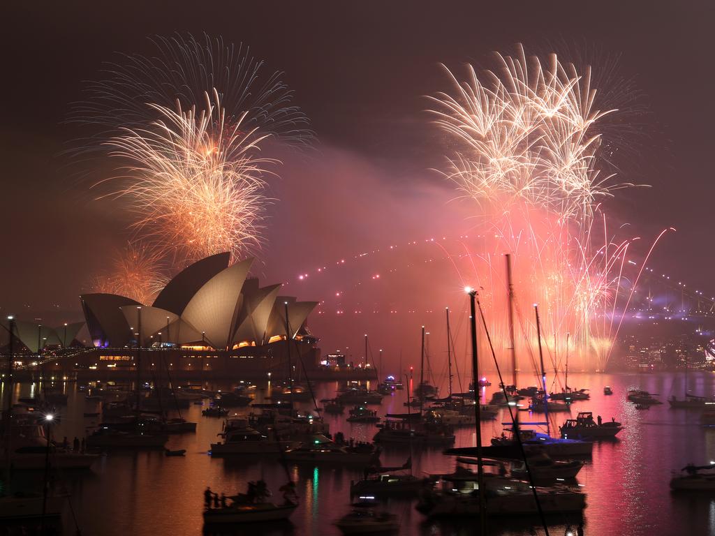 New Year's Eve 9pm fireworks over Sydney Harbour as seen from Mrs Macquarie's Chair. Picture: Jonathan Ng