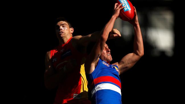 Aaron Naughton takes a big grab against the Suns. Pic: Getty Images