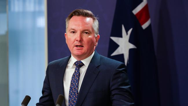 Opposition Health spokesman Chris Bowen says the government has been too slow to act on securing a vaccine for Australia. Picture: NCA NewsWire/Gaye Gerard