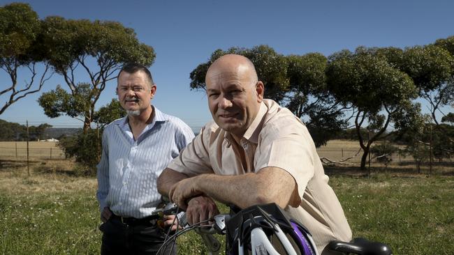 Alan Burns and Marion Mayor Kris Hanna, part of the Friends of Glenthorne Farm who want Glenthorne Farm saved from development, next to the 208ha site.