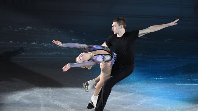 Harley Windsor and Ekaterina Alexandrovskaya of Australia perform during the closing gala exhibition of the ISU Four Continents figure skating championships in Taipei on January 27, 2018.  / AFP PHOTO / Anthony WALLACE