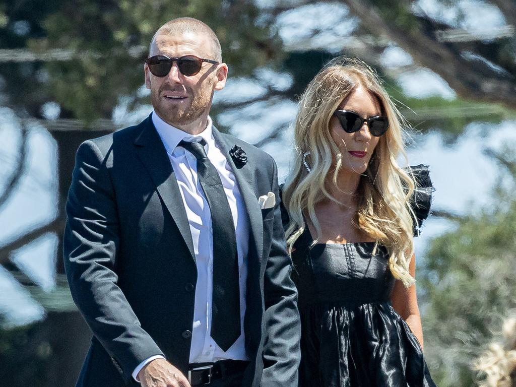 Simon Goodwin and girlfriend Kristine Brooks at Sorrento Hotel for Myles  Pitt's wedding | Herald Sun