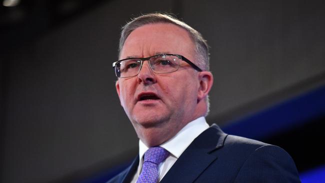 Leader of the Opposition Anthony Albanese addresses the National Press Clu. Picture: Mick Tsikas/AAP