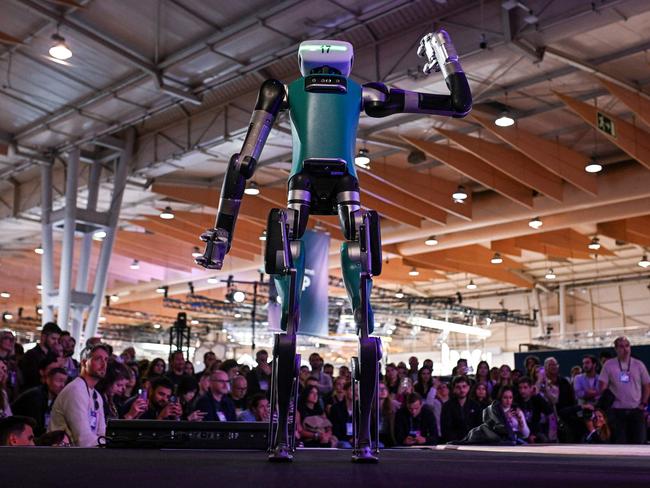 AI is expanding rapidly and leaders are scrambling to figure out ways to address the boom. (Photo by Patricia DE MELO MOREIRA / AFP)