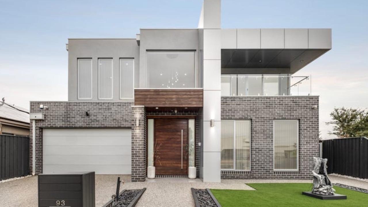93 City Vista Court, Fraser Rise sold under the hammer during the week.