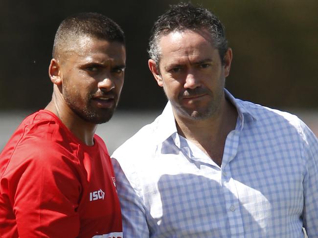 MELBOURNE, AUSTRALIA - NOVEMBER 18: Brad Hill greets St Kilda Football Club GM Simon Lethlean during a St Kilda Saints AFL Pre-Season Training Session & Media Opportunity at Moorabbin Athletics Track on November 18, 2019 in Melbourne, Australia. (Photo by Darrian Traynor/Getty Images)