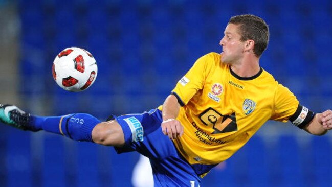 Jason Culina in action for Gold Coast United in 2010. Picture: Matt Roberts/Getty Images