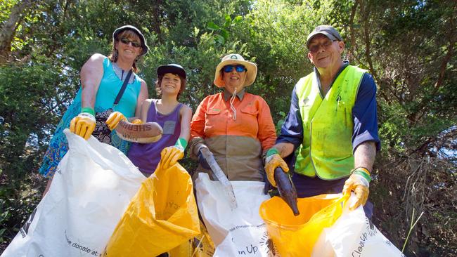 Clean Up Australia Day volunteers Di Weekes, Diavi Young, Jacci Benjamin and Denis Hams collected a massive amount of garbage from around the Park Beach area.01 MARCH 2015Photo Gemima Harvey/Coffs Coast Advocate