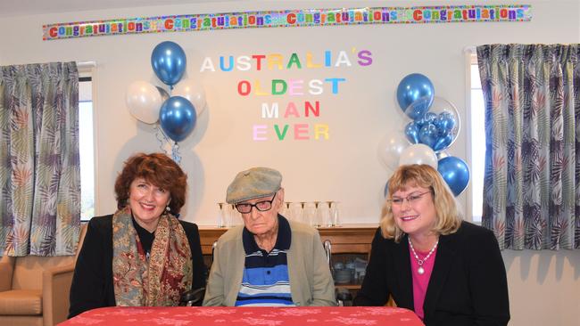 Deputy leader of the Opposition Fiona Simpson, Dexter Kruger and Member for Warrego Ann Leahy.