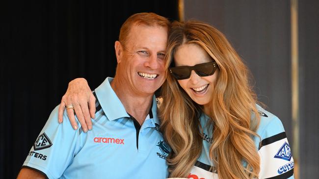 WEEKEND TELEGRAPH. Cronulla Sharks legend Andrew  Ettingshausen and Elle Macpherson in Las Vegas. Pic Supplied.,