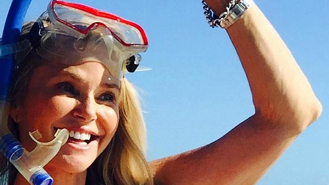 Christie Brinkley Bikini Photos Star Sizzling At 61 Au — Australias Leading News Site 