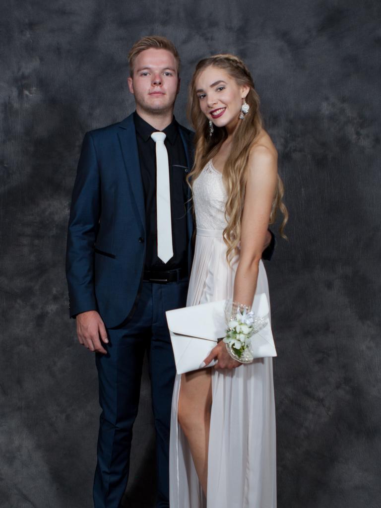 Aaron Hill and Chloe Skoss at the 2016 Centralian Senior College formal. Picture: CHARLIE LOWSON / NT NEWS