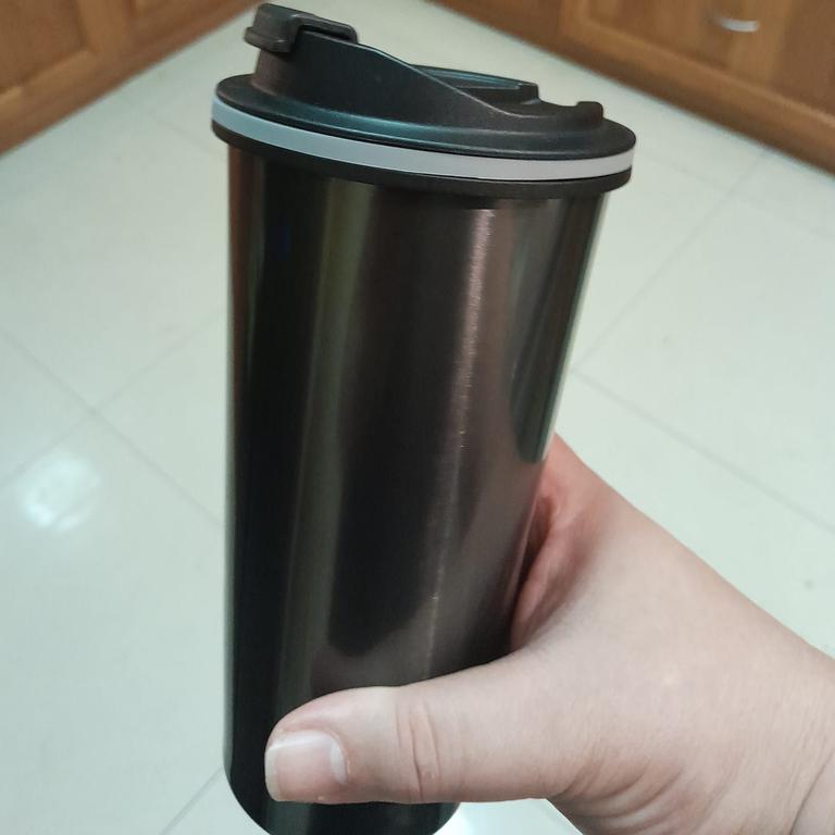 The man who posted about his experience later revealed he'd purchased a reusable cup for both himself and his wife. Picture: Facebook/Foodies &amp; Coffee Snobs of WA