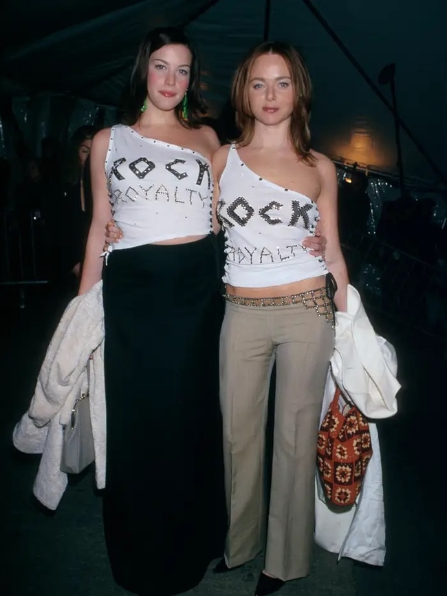 Liv Tyler and Stella McCartney arrived at the 1999 Met Gala serving Hen’s party on a budget. Picture: Getty