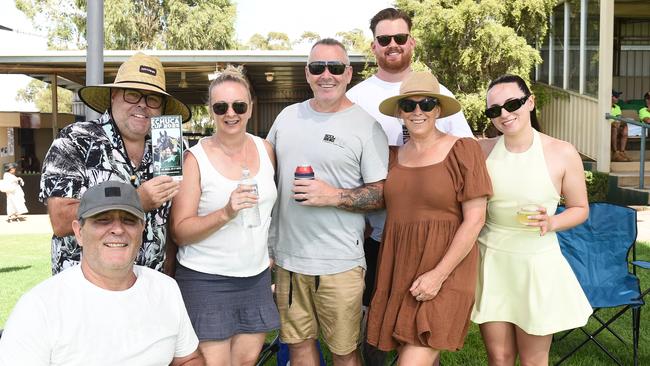 Stewart Lanbrick, Tim Lanbrick, Chris Wilson, Wayne Wilson Jack Farrington, Sheryn Lanbrick and Jess Diaco at Moama Bowling Club Echuca Cup. Picture: David Smith