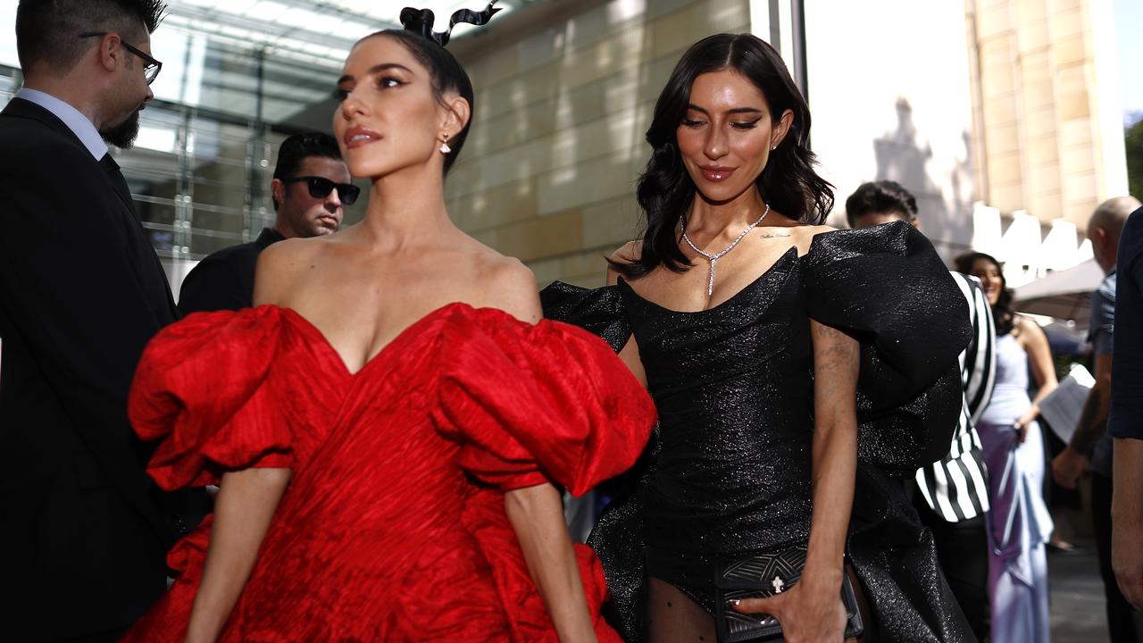 ARIAs fashion: Best, worst dressed on ARIA red carpet | Photos | news ...