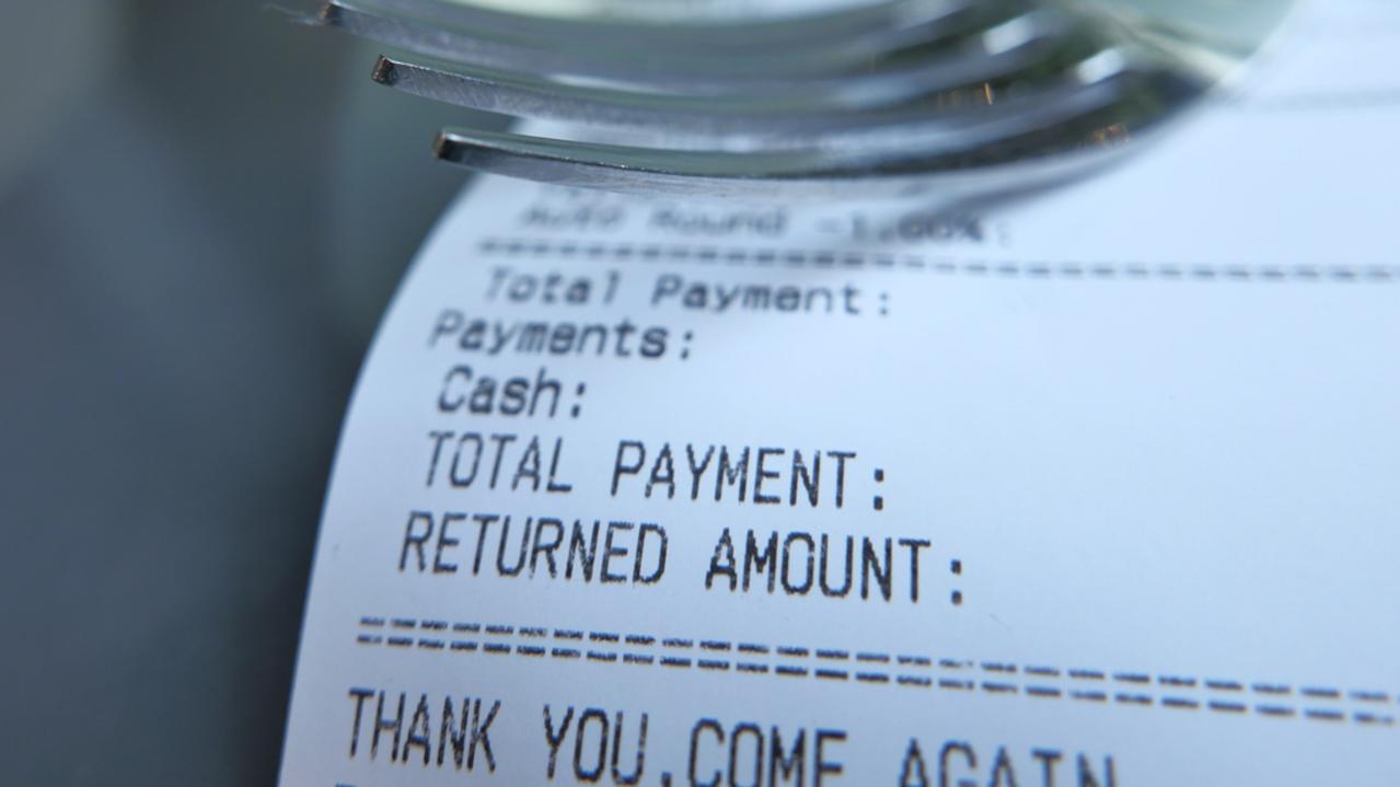 Opłata restauracyjna w wysokości 76 dolarów obnaża problem obowiązkowej napiwku