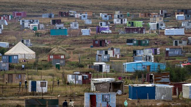 Cases of COVID are rising in outh Africa particularly in the crowded townships. Picture: AP.