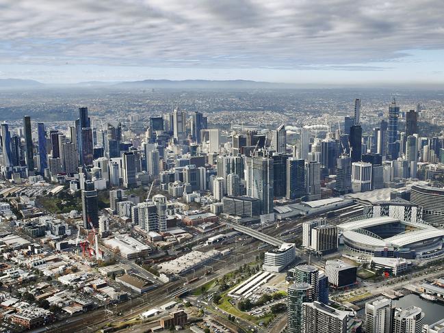 Melbourne CBD Skyline Crane feature arial shots.                      Picture: David Caird