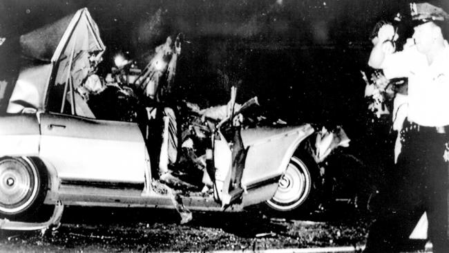 Jayne Mansfield's Death And The True Story Of Her Car Crash