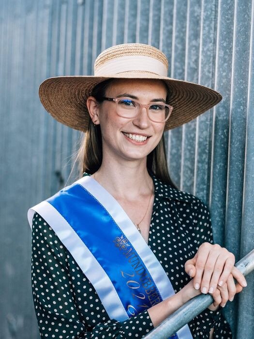 Mundubbera Showgirl Brittany Kugel.