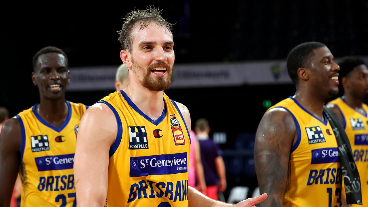 NBL: Brisbane Bullets vs. New Zealand Breakers, Anthony Drmic wins 