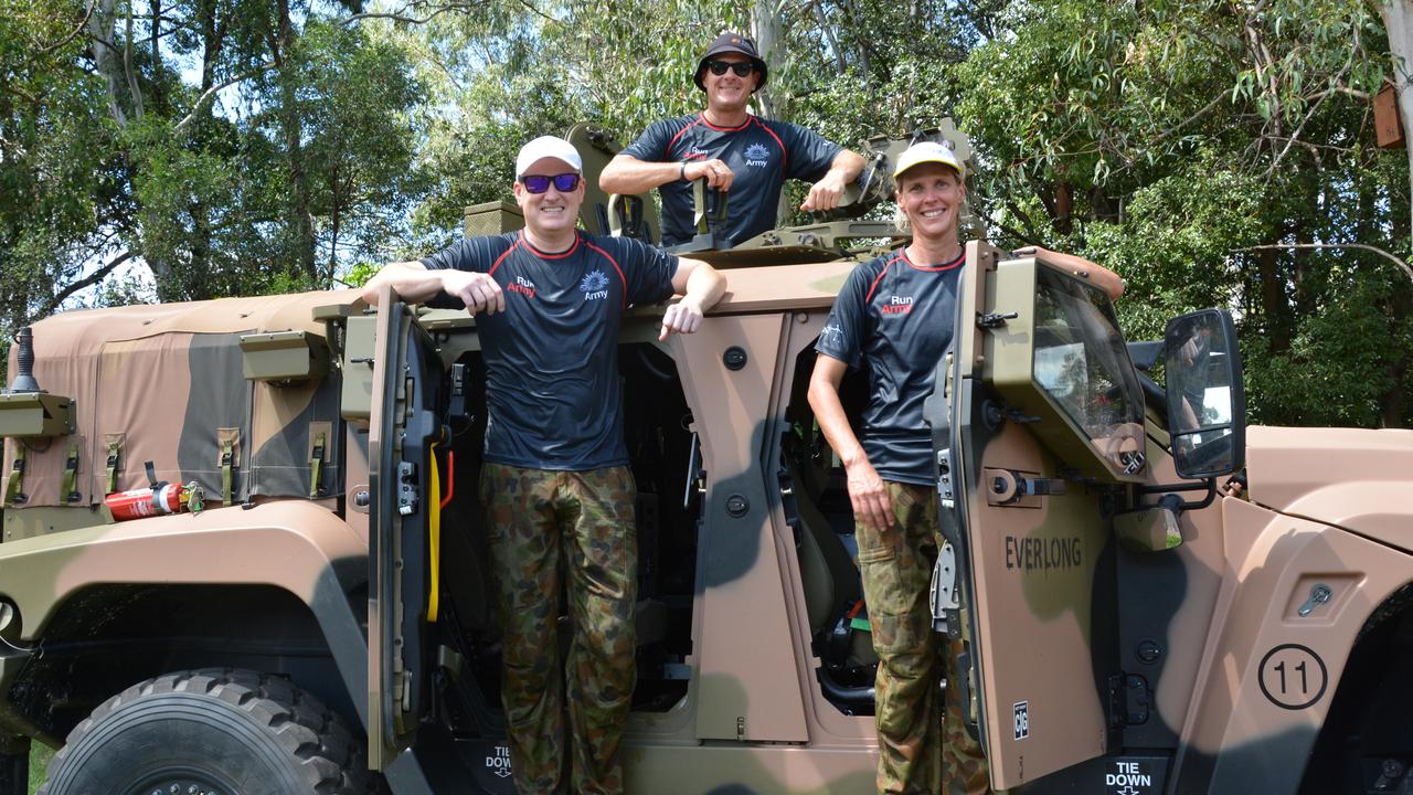 FM breakfast team’s Ash, Luttsy and Susie O’Neill swapped the studio and headphones for the Gallipoli Barracks and camouflage and were put through their paces for a military-approved obstacle course and training exercise in support of this year’s Run Army event.