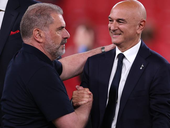 Daniel Levy, chairman of Tottenham Hotspur, shakes hands with Ange Postecoglou. Picture: Ryan Pierse/Getty Images
