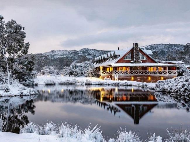 Peppers Cradle Mountain Lodge is for sale with JLL Hotels & Hospitality Group.