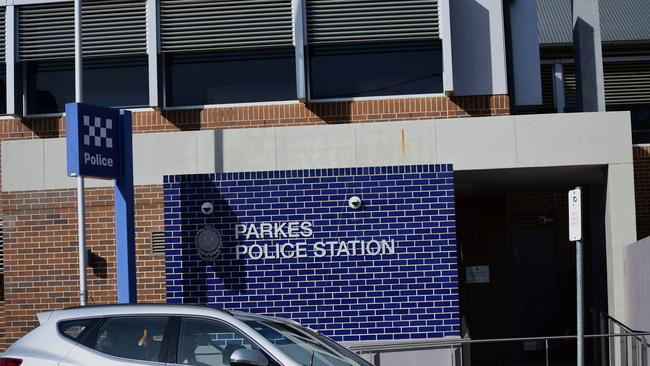 Parkes Police Station.