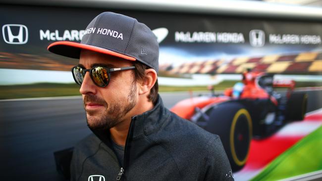 Daniel Ricciardo would love to see Fernando Alonso in a competitive car.