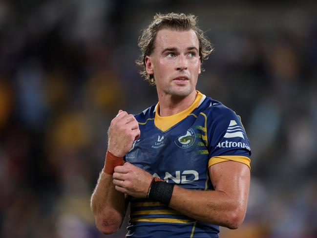 SYDNEY, AUSTRALIA - MARCH 10: Clinton Gutherson of the Eels looks dejected after the round two NRL match between the Parramatta Eels and the Cronulla Sharks at CommBank Stadium on March 10, 2023 in Sydney, Australia. (Photo by Mark Kolbe/Getty Images)