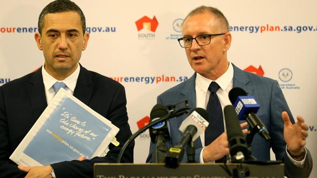 Tom Koutsantonis and Jay Weatherill hold a press conference on SA’s blackouts.