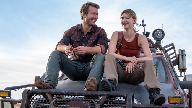 Glen Powell and Daisy Edgar-Jones in Twisters.