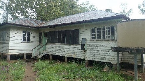 Dwelling on Fletchers Creek Road, Mount Morgan.