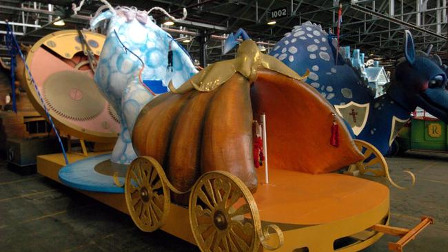 Christmas Pageant float Cinderella.