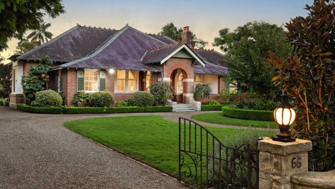 Grand home of sporting legends up for sale